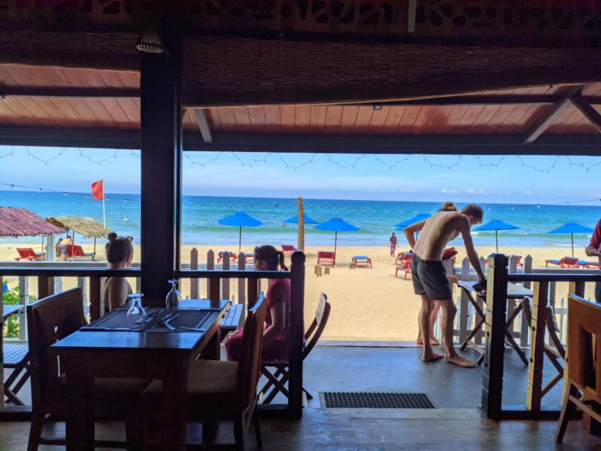 Blue Sand Beach Resort Trincomalee Exterior foto