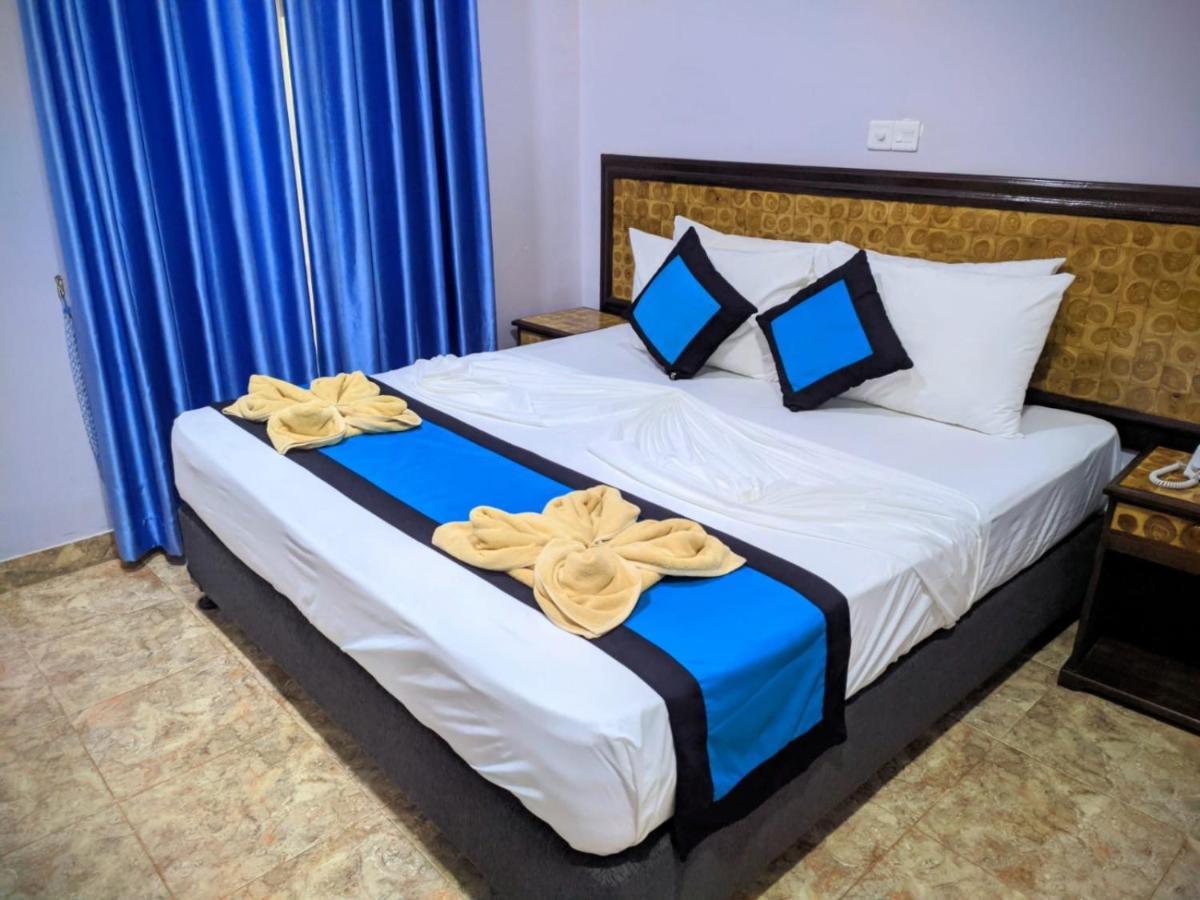 Blue Sand Beach Resort Trincomalee Exterior foto