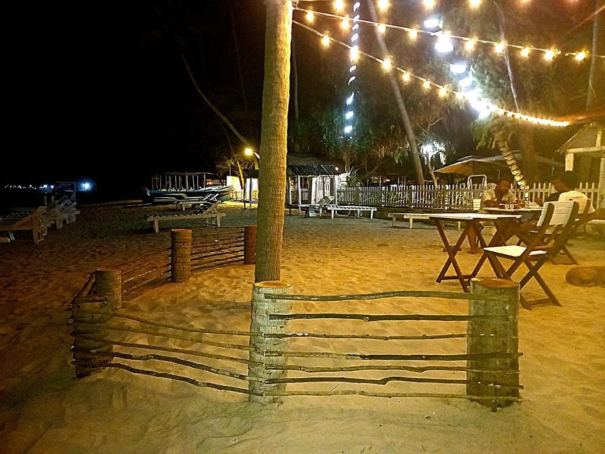 Blue Sand Beach Resort Trincomalee Exterior foto