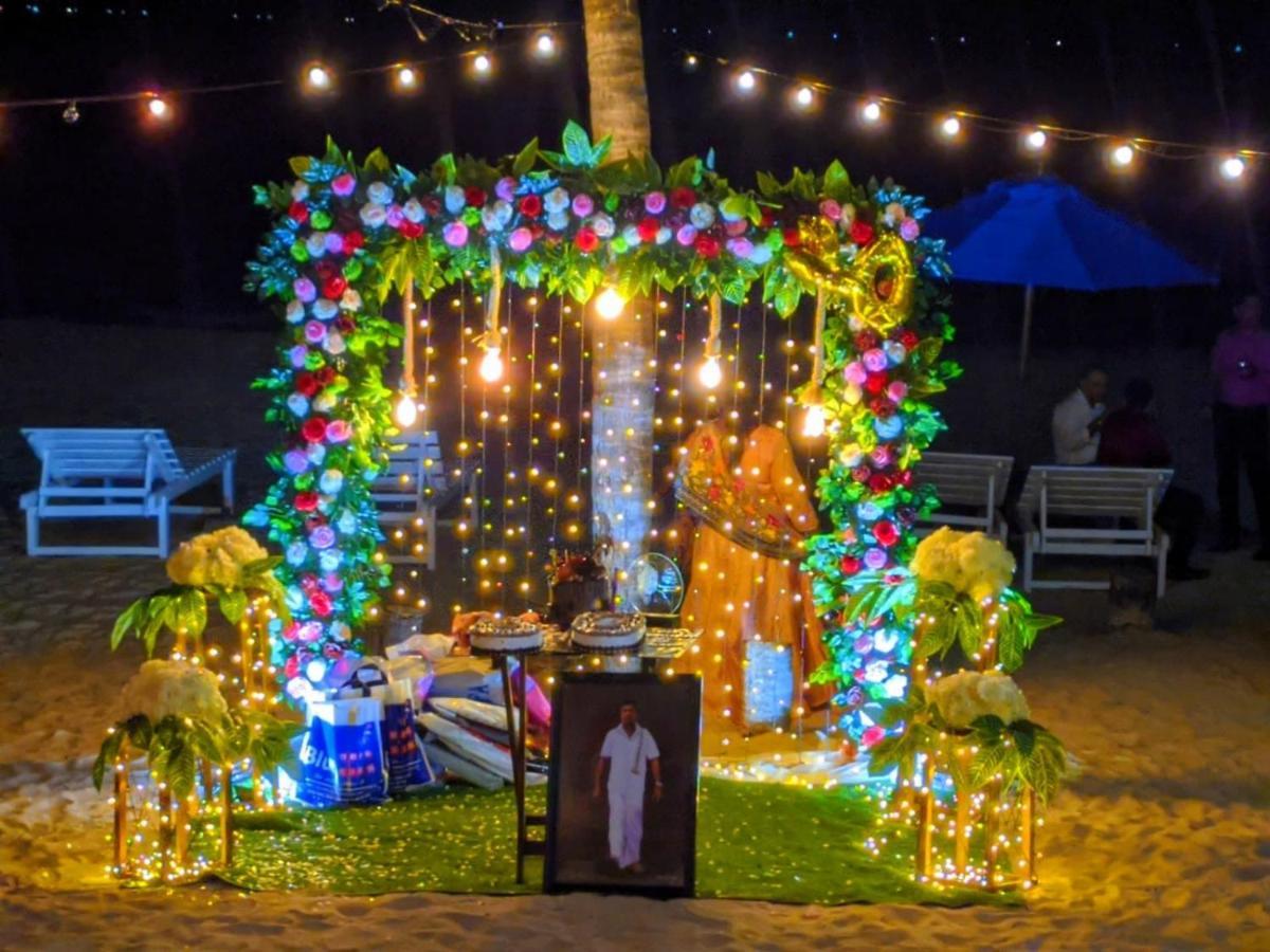 Blue Sand Beach Resort Trincomalee Exterior foto